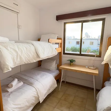 Sundybeach Beachfront 2bdr Dhekelia Larnaca