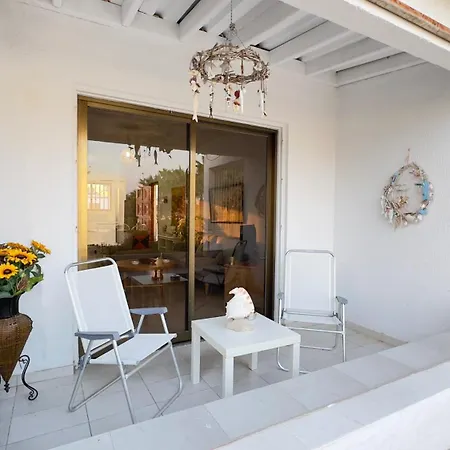 Sundybeach Beachfront 2bdr Dhekelia